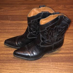 Nine West Cowgirl Boots that are made for WALKING